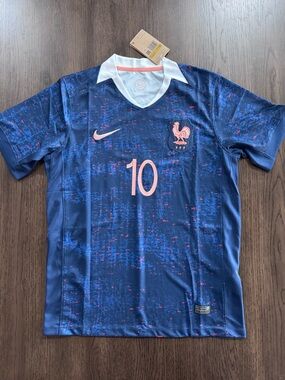 NEW Mens Small Nike France Soccer Jersey in Navy with Pink Accents Mbappe #10